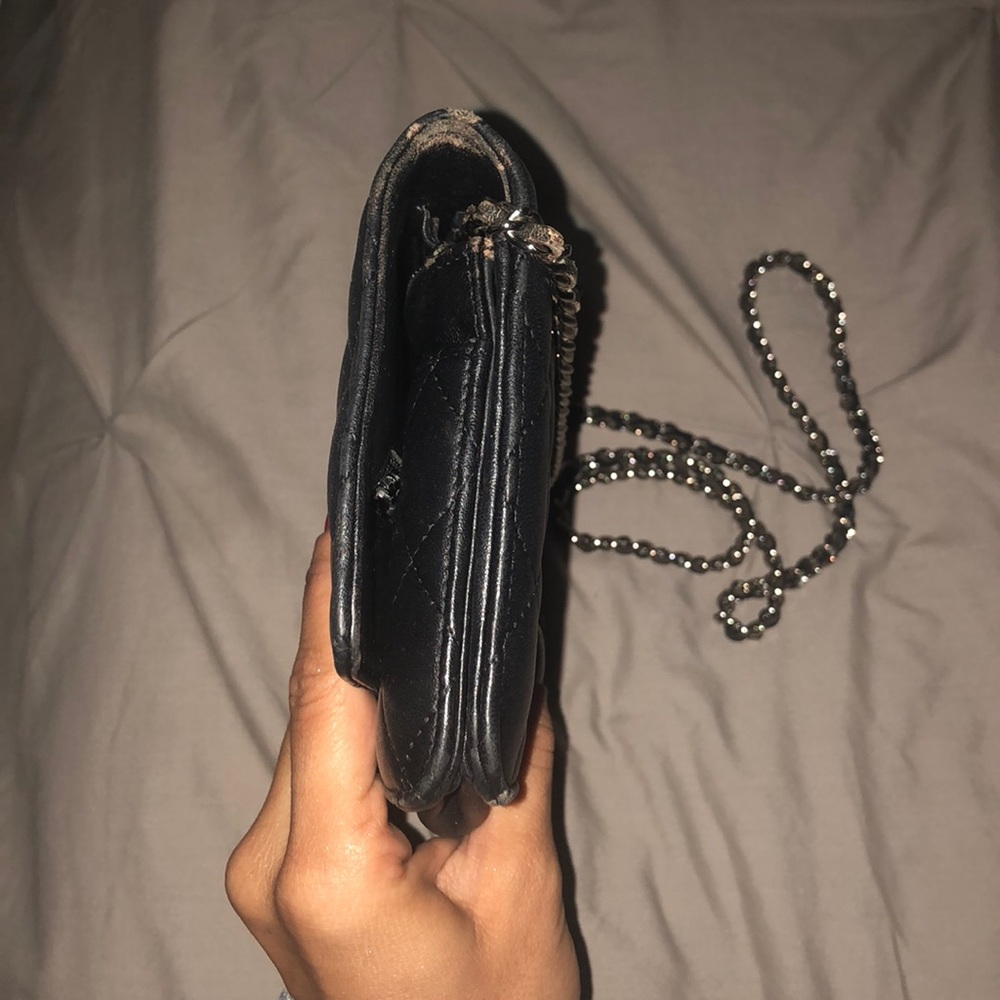 Chanel clutch - Picture 3 of 5